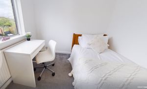 Photo 18- click for photo gallery